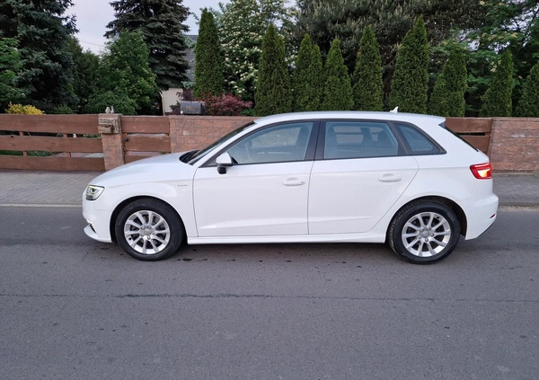 Audi A3 cena 69999 przebieg: 72310, rok produkcji 2017 z Leszno małe 254